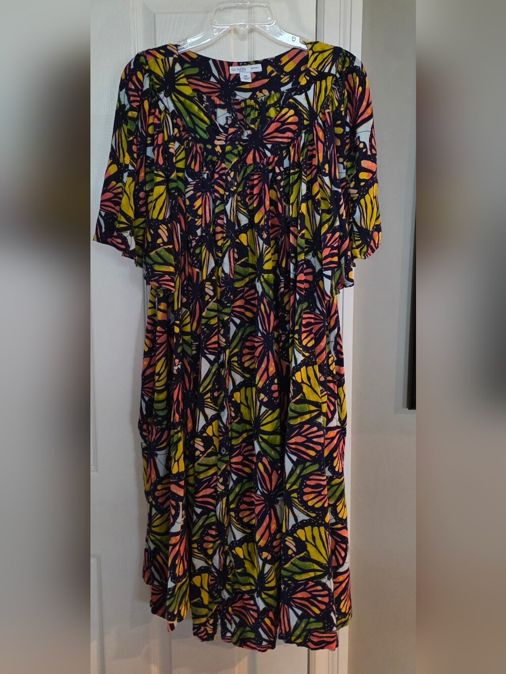 Go Softly Patio Woman Butterfly Flowy Button Front Kaftan Dress 3X